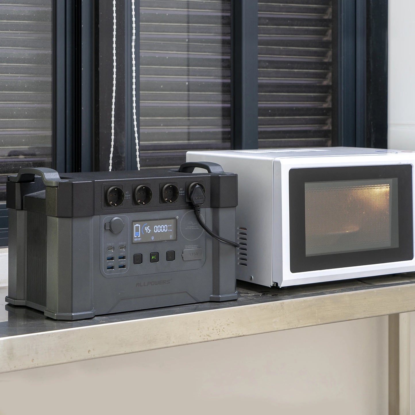 Portable Power Station 2000W / 2400W Emergency Backup High-power Power Supply